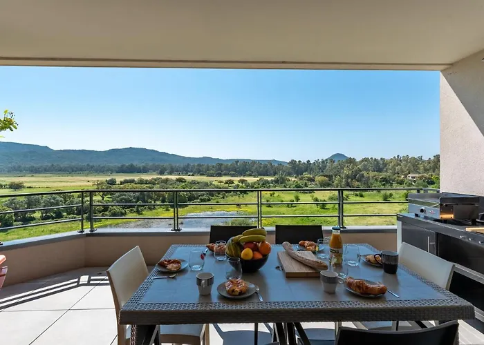 Stanatura-1 By Interhome Apartman Porto-Vecchio